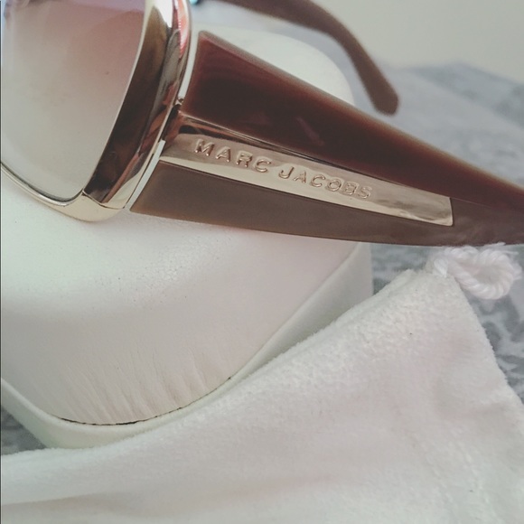 Marc Jacobs sunglasses